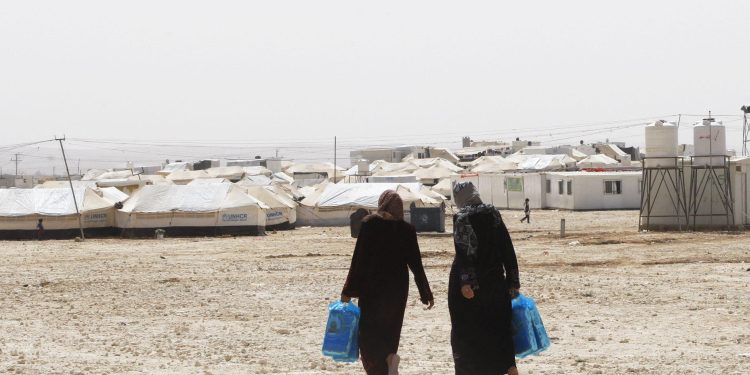 الأمم المتحدة: 93 بالمئة من اللاجئين السوريين في الأردن مثقلين بالديون 