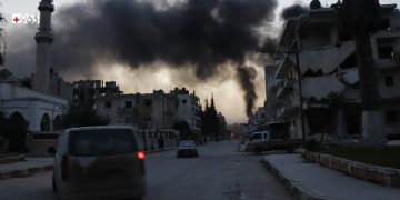 قصف حكومي روسي على حلب وإدلب و”الهيئة” على مشارف حماة