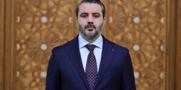 كلّفت القيادة العامة لإدارة العمليات العسكريّة أسعد حسن الشيباني بتولي وزارة الخارجية في الحكومة السوريّة المؤقتة.