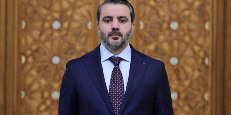 كلّفت القيادة العامة لإدارة العمليات العسكريّة أسعد حسن الشيباني بتولي وزارة الخارجية في الحكومة السوريّة المؤقتة.