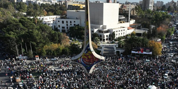 الدستور واللامركزية الإدارية.. الهجري يدعو لمؤتمر وطني شامل في سوريا