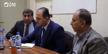 وزير الصحة السوري من درعا: لا نية لتسريح العاملين بالقطاع الصحي