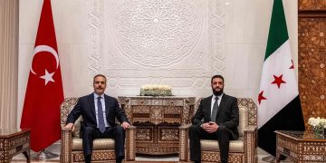 من ضمنها نزع السلاح.. الشرع وفيدان يتباحثان في مستقبل سوريا 