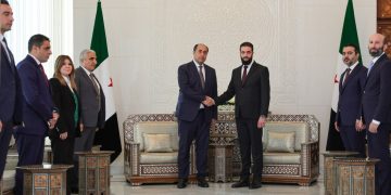 الشرع والشيباني يلتقيان وفد من الجامعة العربية في دمشق 