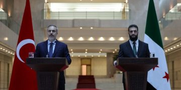 الحكومة السورية المؤقتة تتجه لرفع الدعم عن مادة الخبز