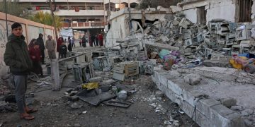 مسودة “نهائية” لاتفاق وقف النار تسلّم لإسرائيل و”حماس”