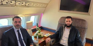 الشرع يصل السعودية في أول زيارة خارجية