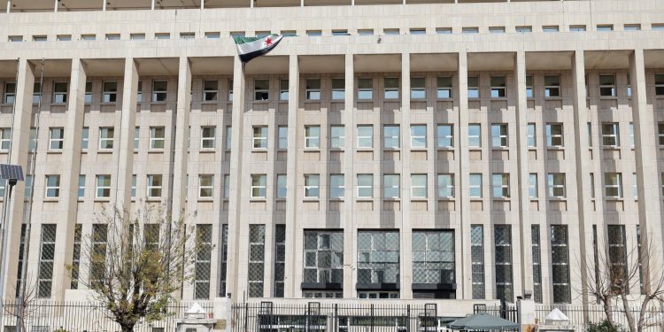 المصرف المركزي: انخفاض التضخم في سوريا بنسبة 57 بالمئة