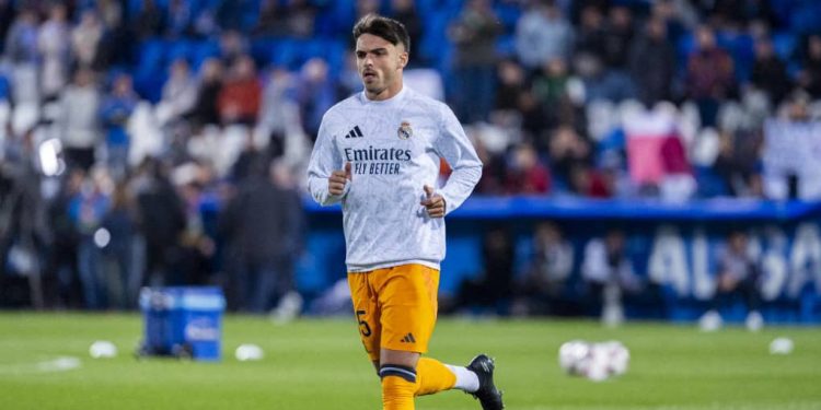 مدافع ريال مدريد قد يواجه عقوبة السجن بسبب “فضيحة جنسية”