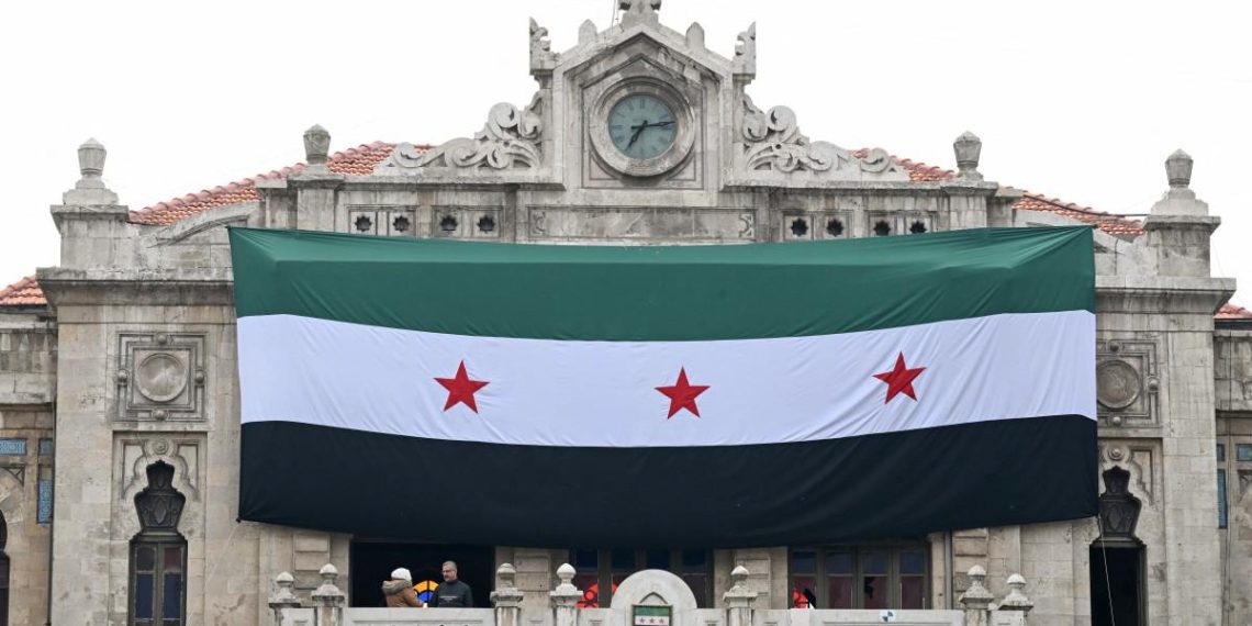 تشكيل لجنة لتحليل المصالح التجارية لرجال الأعمال المقربين من الأسد