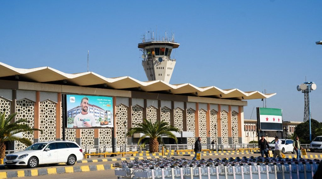 وصول طائرة محملة بالأموال من روسيا إلى سوريا