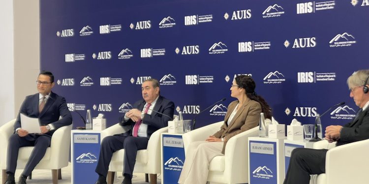 إلهام أحمد: نسعى حالياً لحل الخلافات مع تركيا بالتفاوض