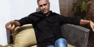 نقابة الفنانين السوريين تمنح مغنياً لبنانياً عضوية الشرف
