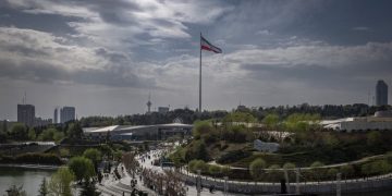 محادثات أميركية إيرانية غير مباشرة في عمان السبت المقبل