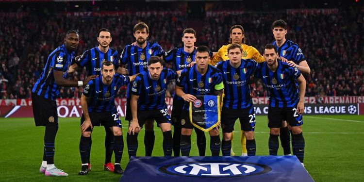 إنتر ميلان يحقق فوزاً مثيراً على بايرن ميونخ في ذهاب ربع نهائي دوري الأبطال