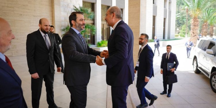 وزير الخارجية الأردني يصل دمشق على رأس وفد وزاري