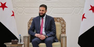 العراق ينفي تلقيه طلباً لتقديم ضمانات أمنية لمشاركة الشرع في قمة بغداد