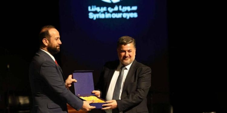 وزارة الإعلام تكرم المبادرات الشبابية الفائزة ضمن فعالية “سوريا في عيوننا”
