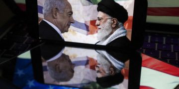 إيران وإسرائيل في مسرحية “النصر الإلهي”
