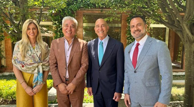 مبعوث واشنطن إلى سوريا يرحّب بعودة الشركات الأميركية للبلاد