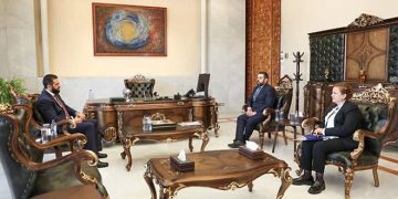 الشرع يبحث مع رئيس هيئة المفقودين تشكيل فريق استشاري وقاعدة بيانات شاملة