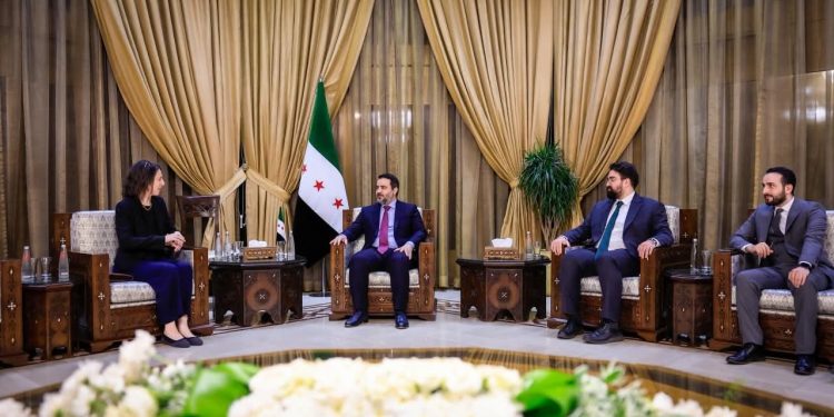 وزير الخارجية السوري يبحث مع مبعوثة المملكة المتحدة تعزيز التعاون الثنائي