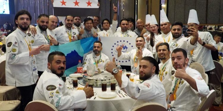الفريق السوري للطهي يحقق إنجازاً عالمياً في ماليزيا ويحصد 15 ميدالية متنوعة
