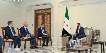 المبعوث الأميركي: لا خيار أمام “قسد” سوى طريق دمشق والفيدرالية غير ممكنة في سوريا