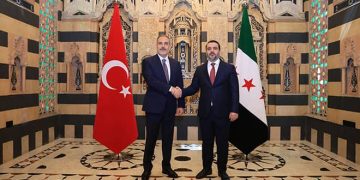هاكان فيدان: بحثت مع الشرع القضايا الأمنية وسبل التعاون المشترك بين البلدين 