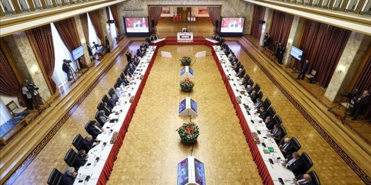 اللجنة البرلمانية التركية تبدأ العمل على مبادرة السلام مع حزب “العمال الكردستاني”