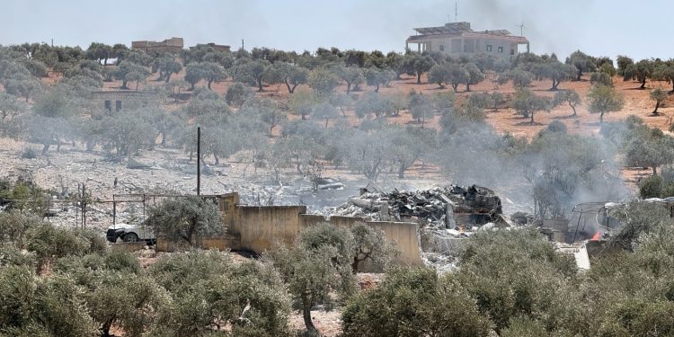 انفجار عنيف يهز أطراف مدينة إدلب شمال غربي سوريا