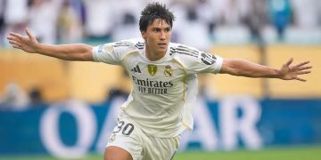 ريال مدريد يجدد عقد غونزالو غارسيا حتى صيف 2030