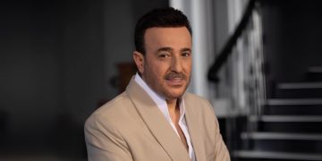 صابر الرباعي يشيد بفضل شاكر ويدعو لإحياء الأغنية العربية الأصيلة