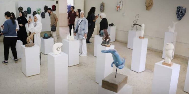كلية الفنون الجميلة بجامعة دمشق تحتضن معرض “نحاتو الغد 2”