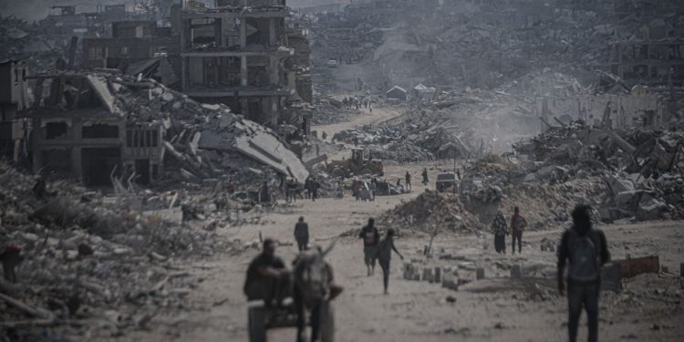 قتلى بقصف واشتباكات في قطاع غزة