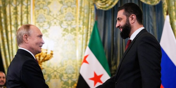 مسؤول روسي: موسكو تعترف بحكومة الشرع وترفض تسليم بشار الأسد