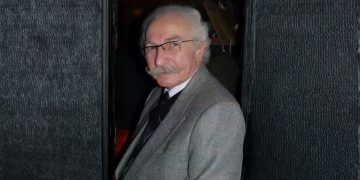حسام تحسين بيك ينتقد “باب الحارة”: الدراما شوهت صورة دمشق