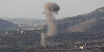 الجيش الإسرائيلي يستهدف قيادياً في “حزب الله” اللبناني 