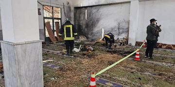 قتلى وجرحى جراء تفجير استهدف مسجد في حمص