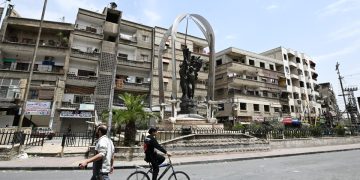 ساحة السيوف بمدينة جرمانا في ريف دمشق، 30 أبريل 2025 (ا ف ب)