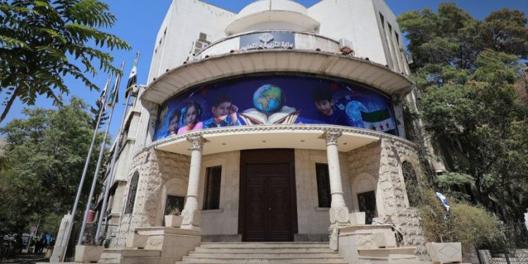 تشكيل لجنة لدمج الكوادر التربوية السورية القادمة من تركيا