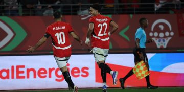 صلاح ومرموش يقودان مصر لفوز على زيمبابوي بأمم أفريقيا