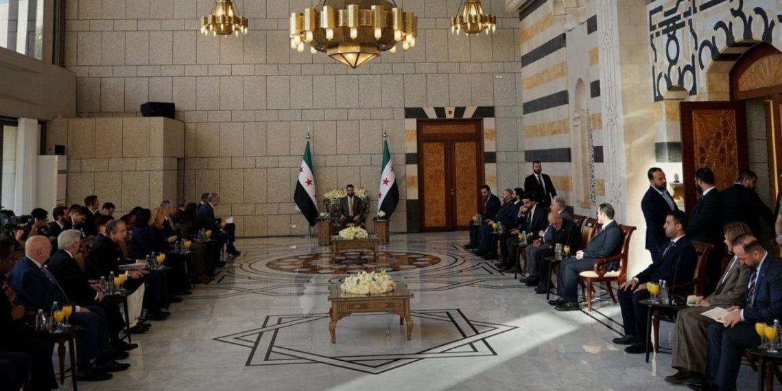 الشرع يلتقي أعضاء مجلس الأمن الدولي في دمشق