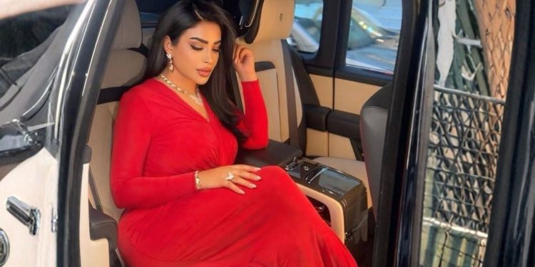 نجاح المساعيد تؤكد انفصالها عن زوجها بعد تداعيات أزمة السرقة