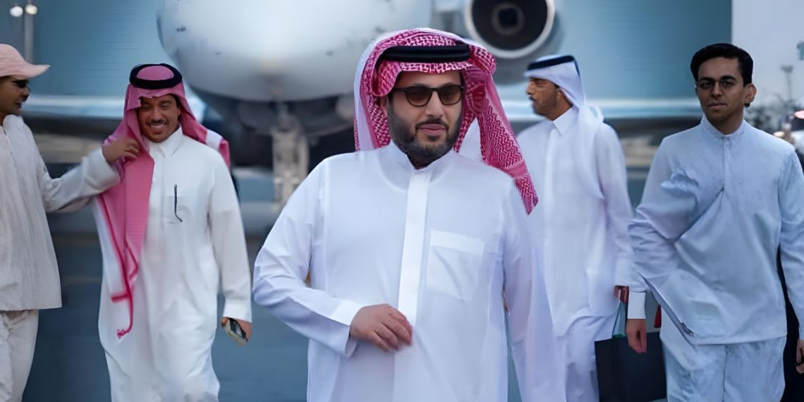 تركي آل الشيخ يحقق لقب “Promoter of the Year” في الملاكمة لعام 2025