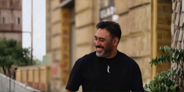 عمرو مصطفى يكشف تفاصيل رحلته مع السرطان وتحولاته الفنية