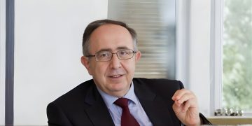 سمير التقي لـ”963+”: العدالة الانتقالية في سوريا “معلّقة” والانتقام يهدد بعودة الصراع