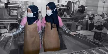 المرأة والاقتصاد السوري: عمود اقتصادي أم بديل إجباري؟