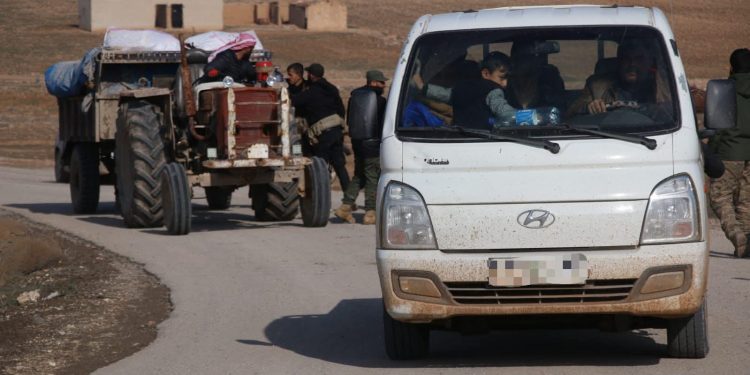 مفوضية اللاجئين: عشرات الآلاف نزحوا في شمال شرق سوريا
