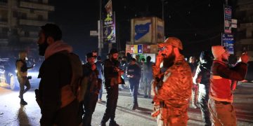 تواصل الاشتباكات العنيفة بين “الأسايش” ووزارة الدفاع في حلب